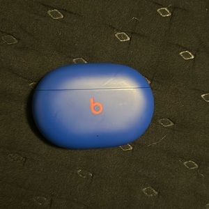 Brand New unused Beats earbuds by dr dre